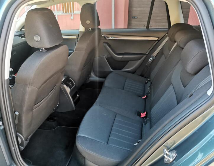 Škoda Octavia 13
