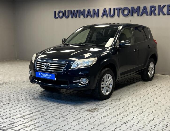 Toyota RAV4 1