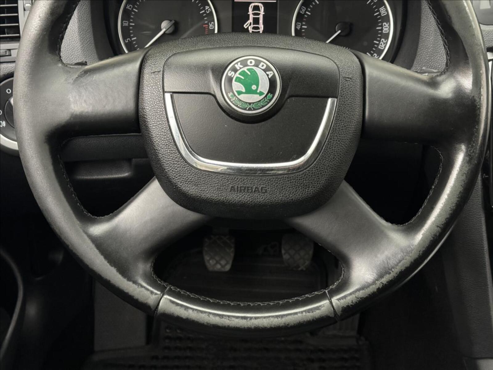 Škoda Octavia 9
