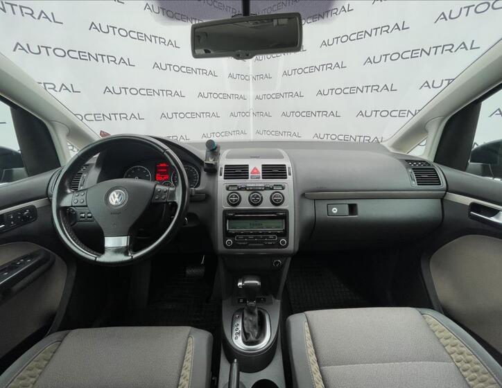 Volkswagen Touran 18