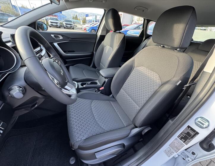KIA Ceed 14