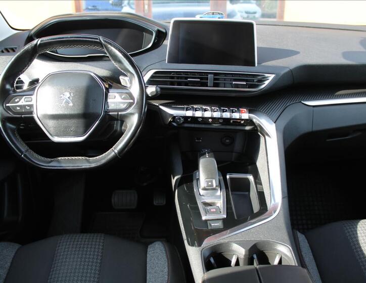 Peugeot 3008 7