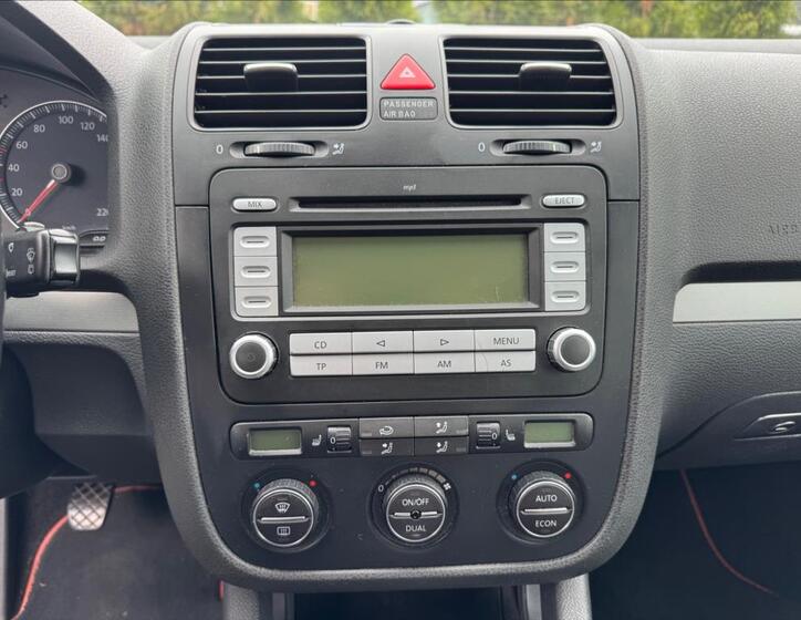 Volkswagen Golf 18