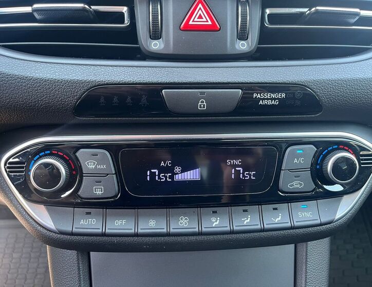Hyundai i30 15