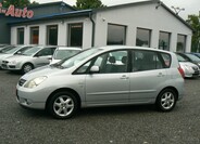 Toyota Corolla Verso 1