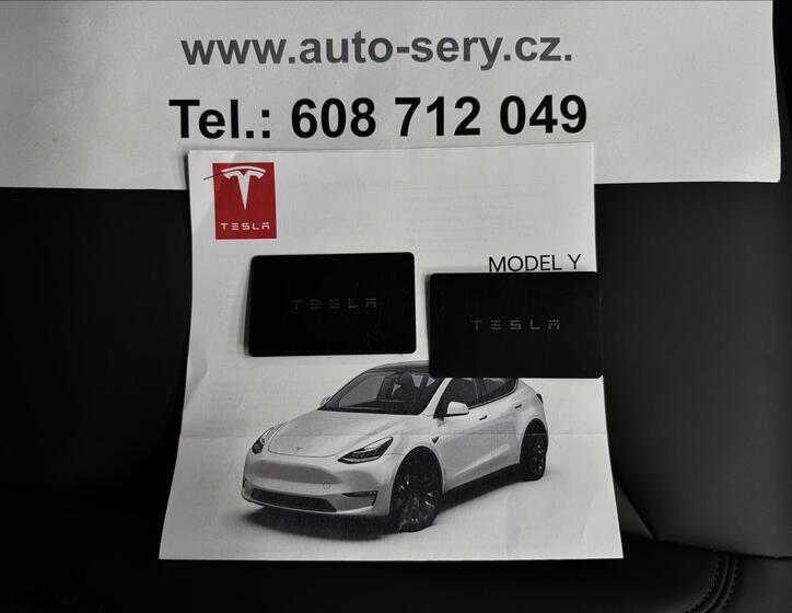 Tesla Model Y 36