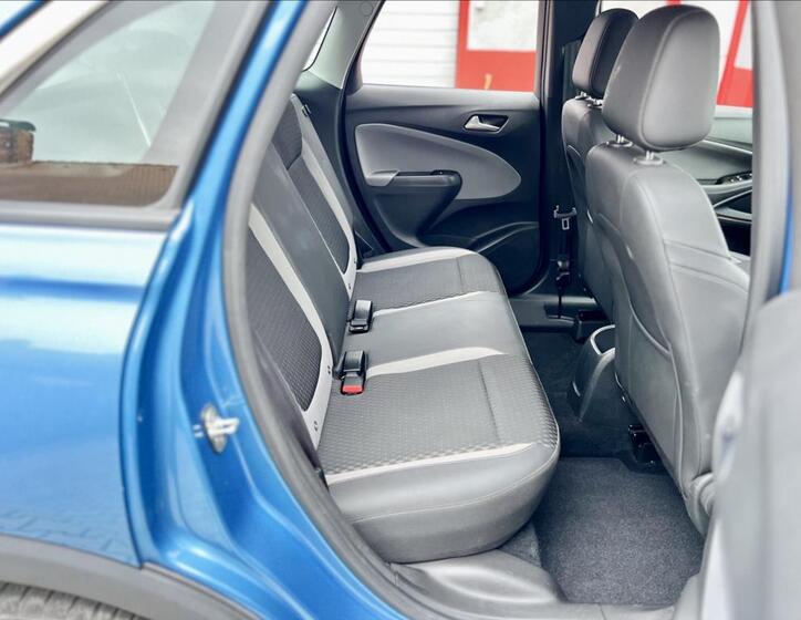 Opel Crossland X 15