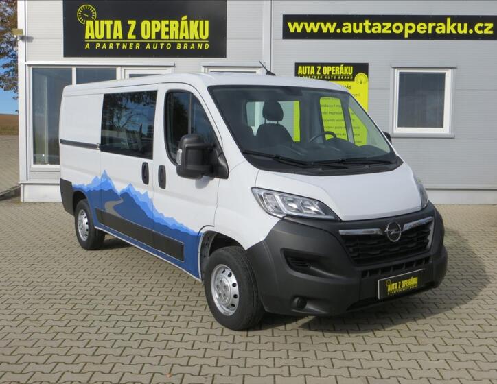 Opel Movano 1