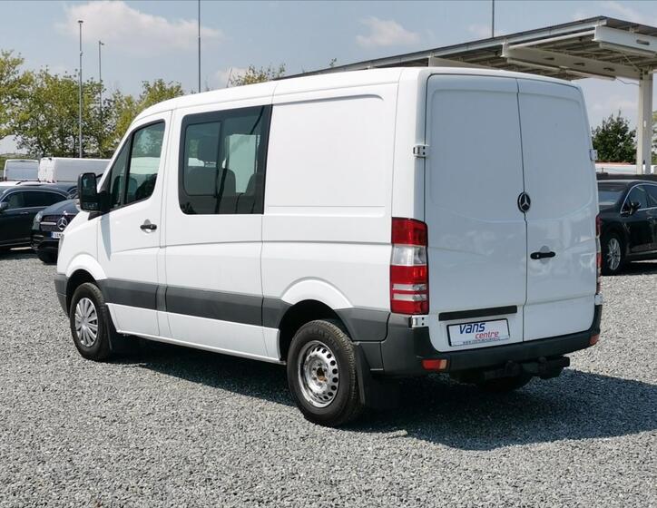 Mercedes-Benz Sprinter 4