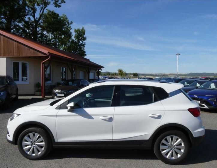 Seat Arona 6