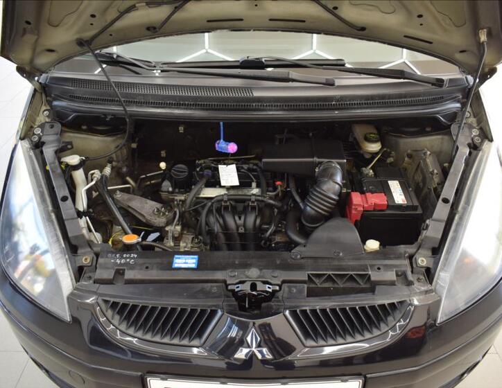 Mitsubishi Colt 19