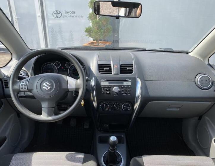 Suzuki SX4 12