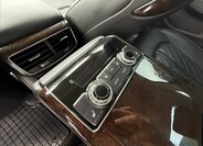Audi A8 38