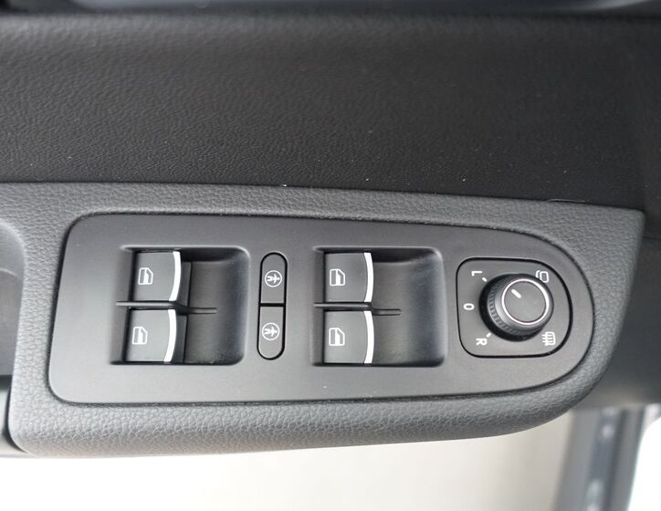 Seat Alhambra 17