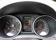 Volkswagen Golf 32
