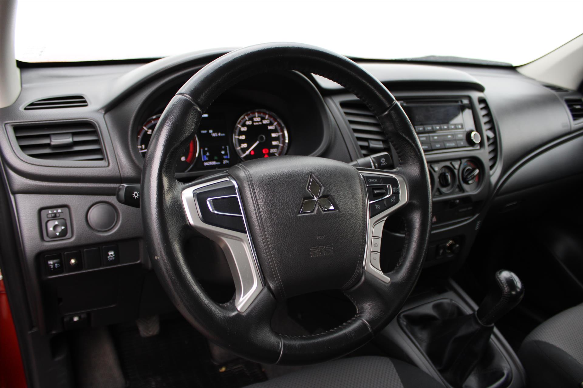 Mitsubishi L200