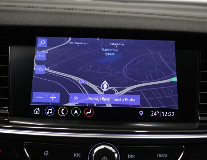 Opel Insignia 11