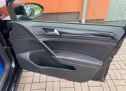 Volkswagen Golf 33