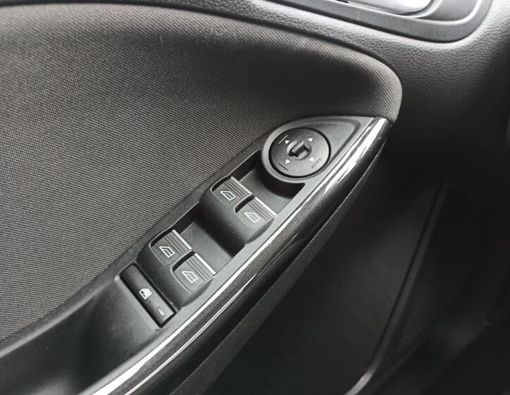 Ford Focus 24