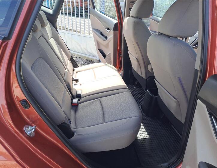 Hyundai ix20 7