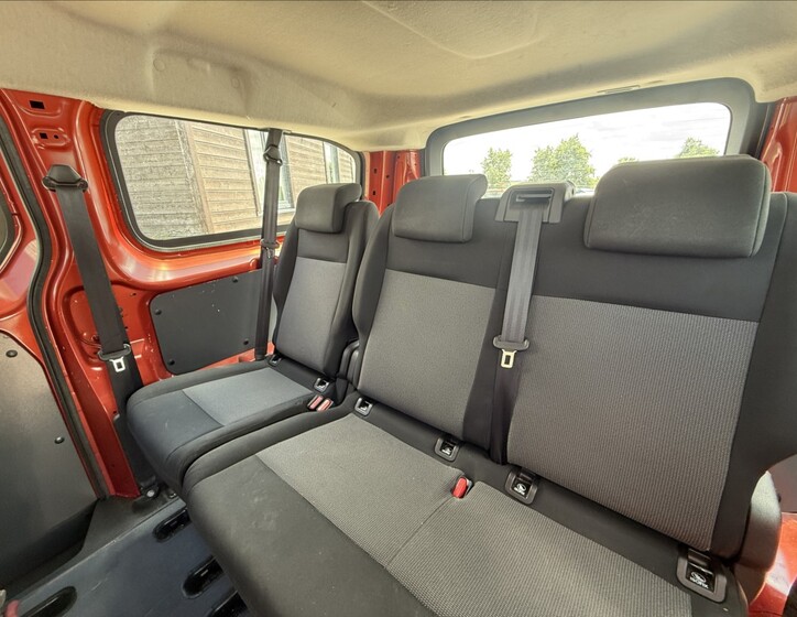 Peugeot Traveller 22