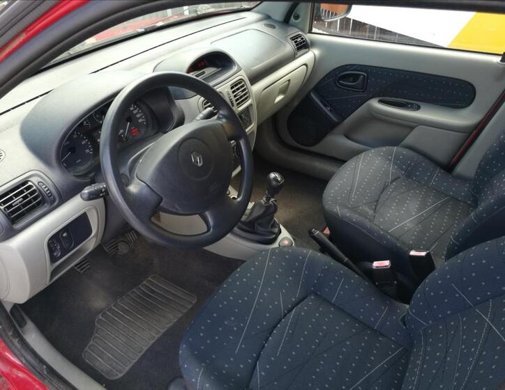 Renault Thalia 8