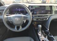 Toyota Camry 6