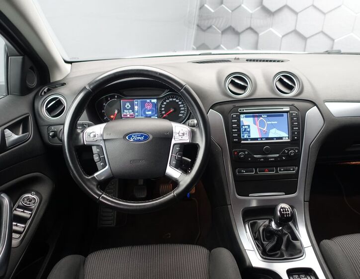 Ford Mondeo 7