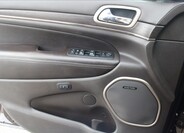 Jeep Grand Cherokee 19