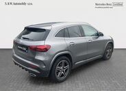 Mercedes-Benz GLA 8