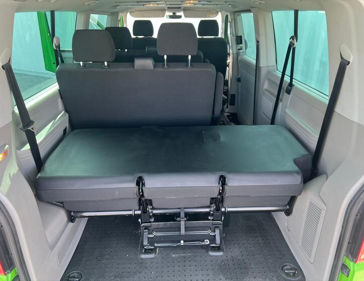 Volkswagen Caravelle 14