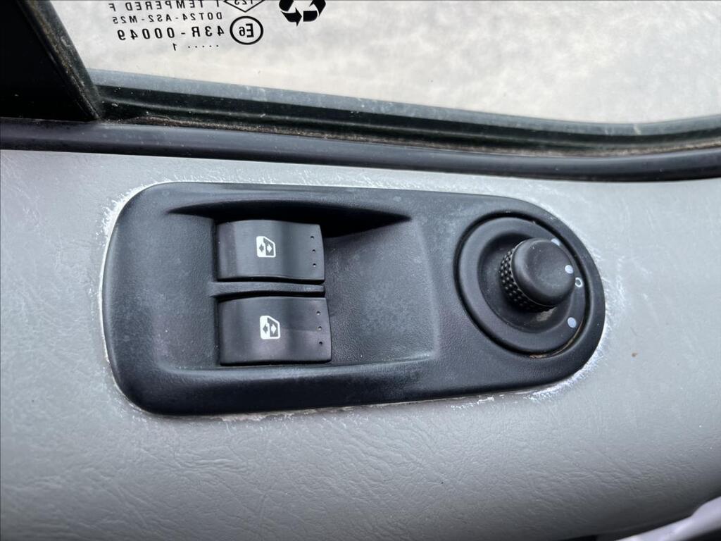 Opel Vivaro 18