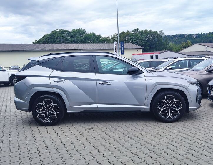 Hyundai Tucson 4