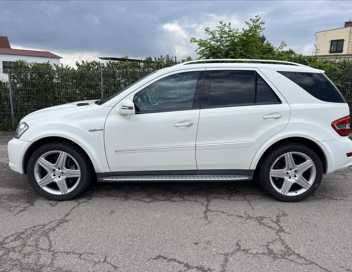 Mercedes-Benz Třídy M 4