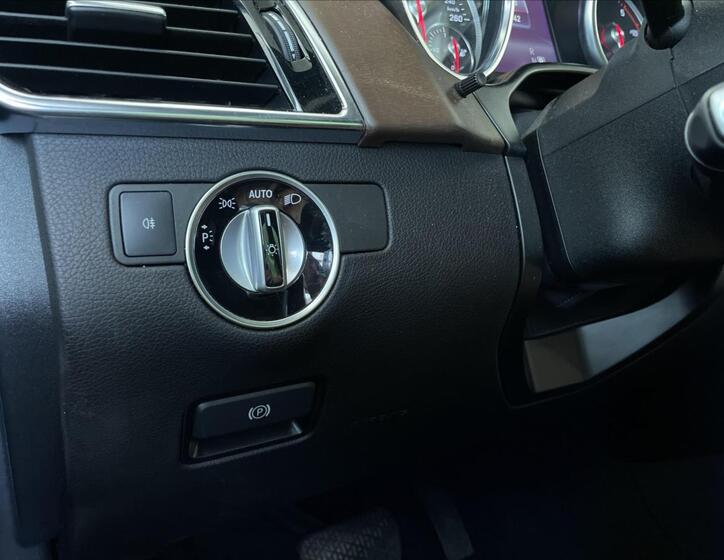 Mercedes-Benz GLE 11