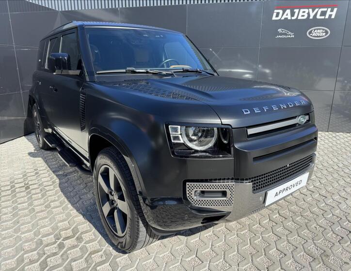 Land Rover Defender 3