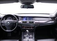 BMW Řada 7 32