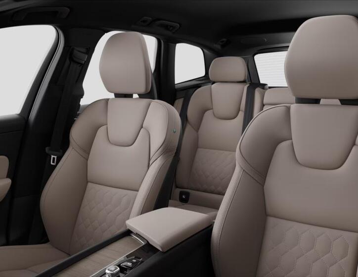 Volvo XC60 11