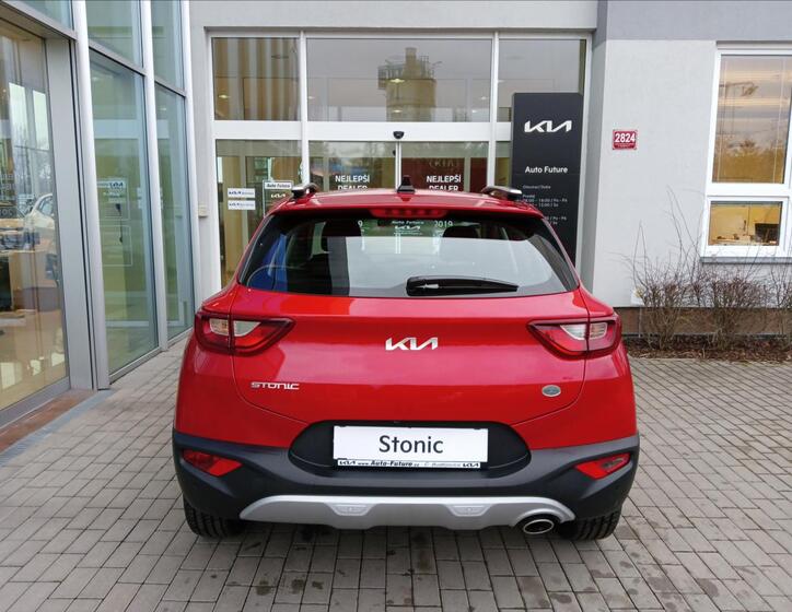 KIA Stonic 6