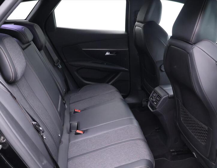 Peugeot 3008 12