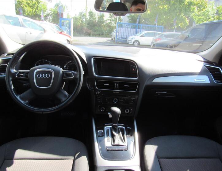 Audi Q5 11