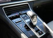 Porsche Panamera 36