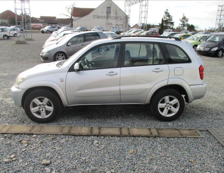 Toyota RAV4 4