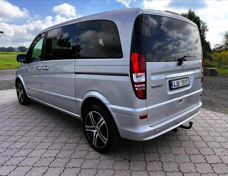 Mercedes-Benz Viano 10