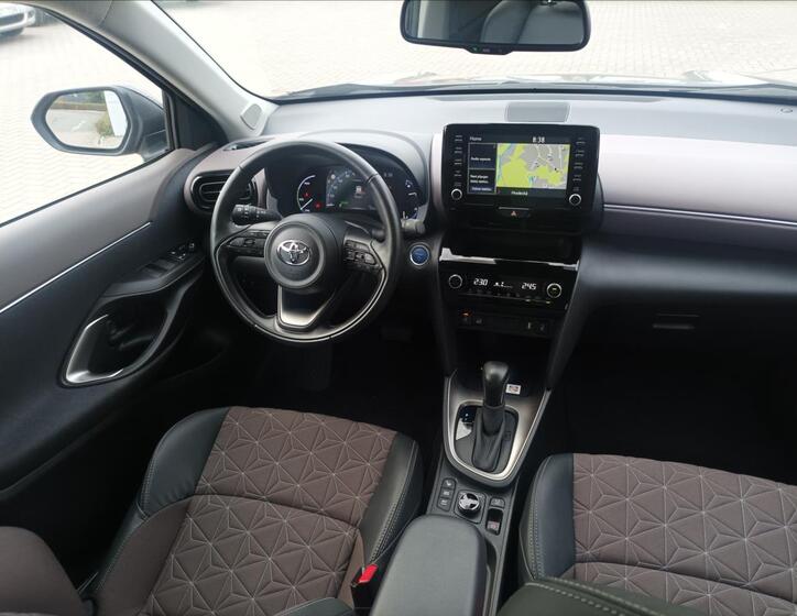 Toyota Yaris Cross 7