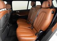 BMW X7 22
