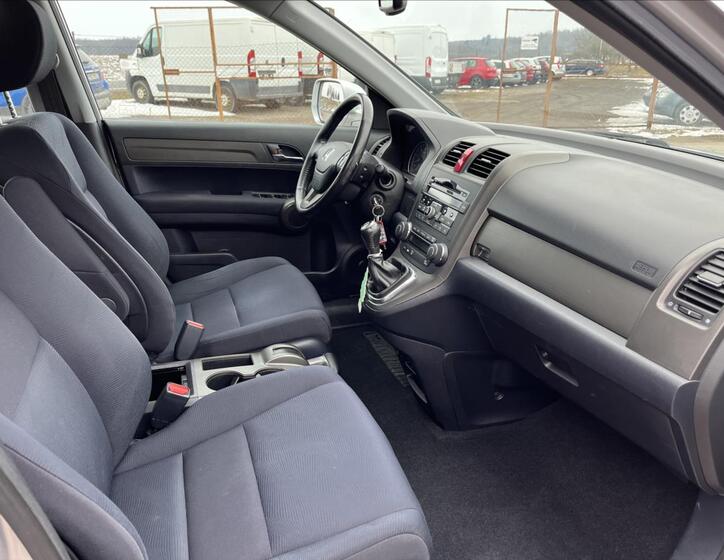 Honda CR-V 10