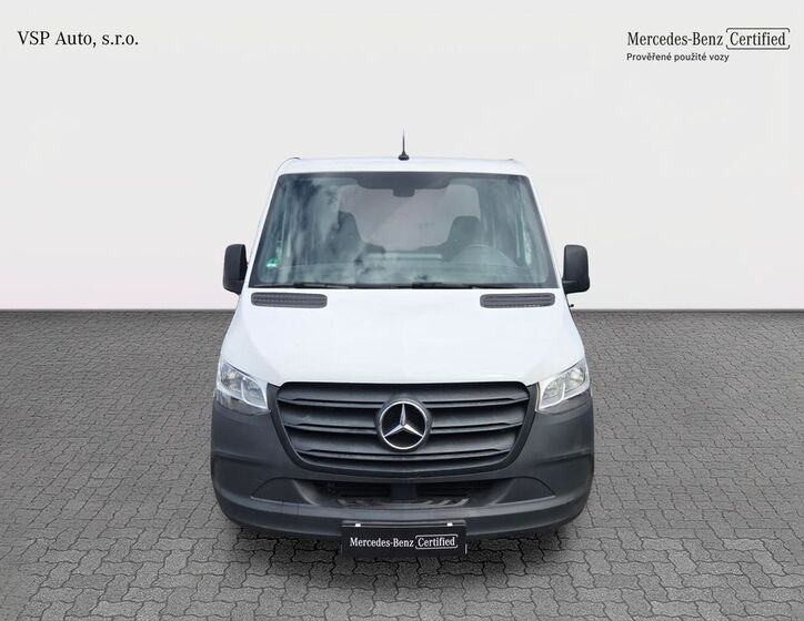 Mercedes-Benz Sprinter 8