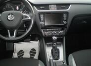 Škoda Octavia 10