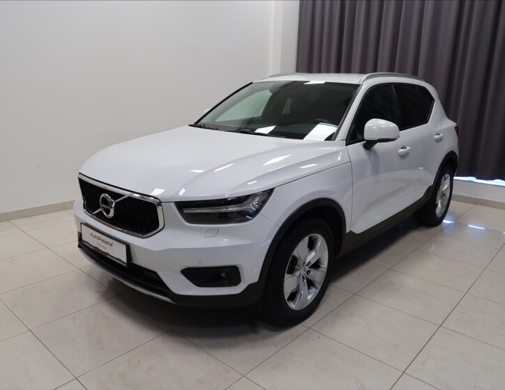 Volvo XC40 1